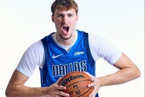 杰林威：弗拉格非常棒他享受在场上的每一刻 期待未来继续交手