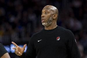 比卢普斯谈季前赛：霍勒迪首战下半场不打 期间或会尝试不同先发