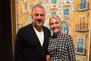 每体：弗里克在国际比赛日前往他最喜欢的巴塞罗那餐厅